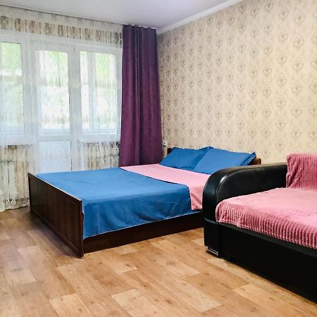 Apartaments In The City Center Karagandy Eksteriør bilde